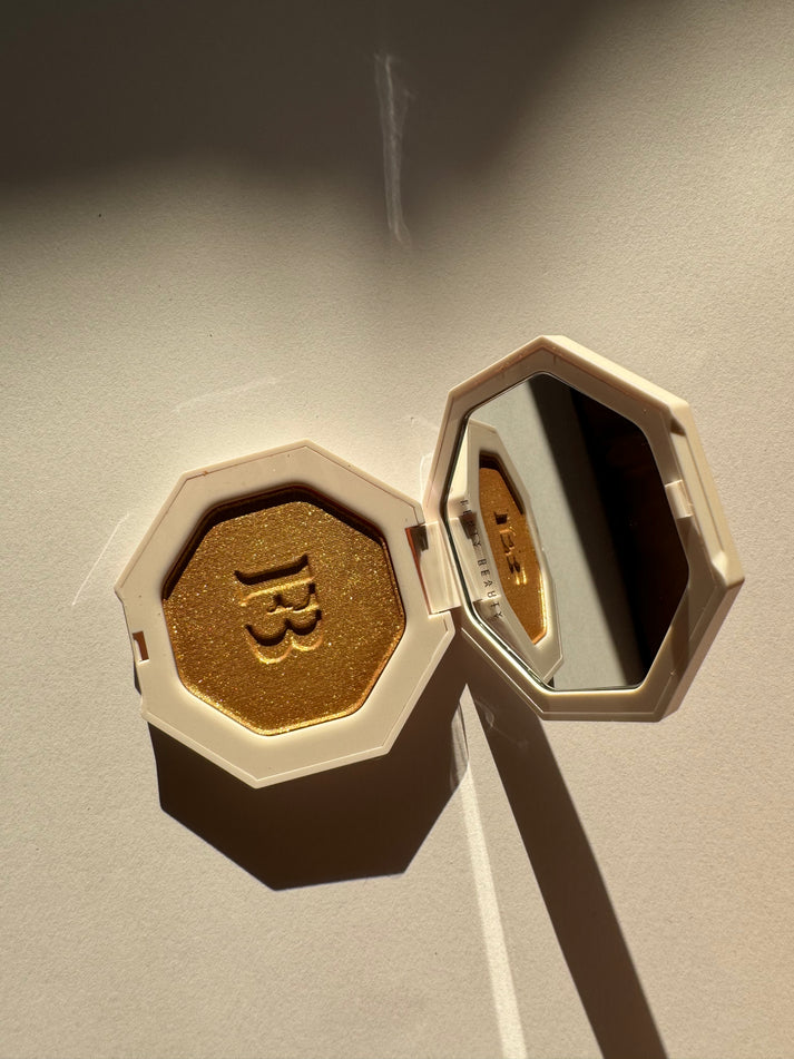 Fenty Beauty by Rihanna Killawatt Freestyle Highlighter
